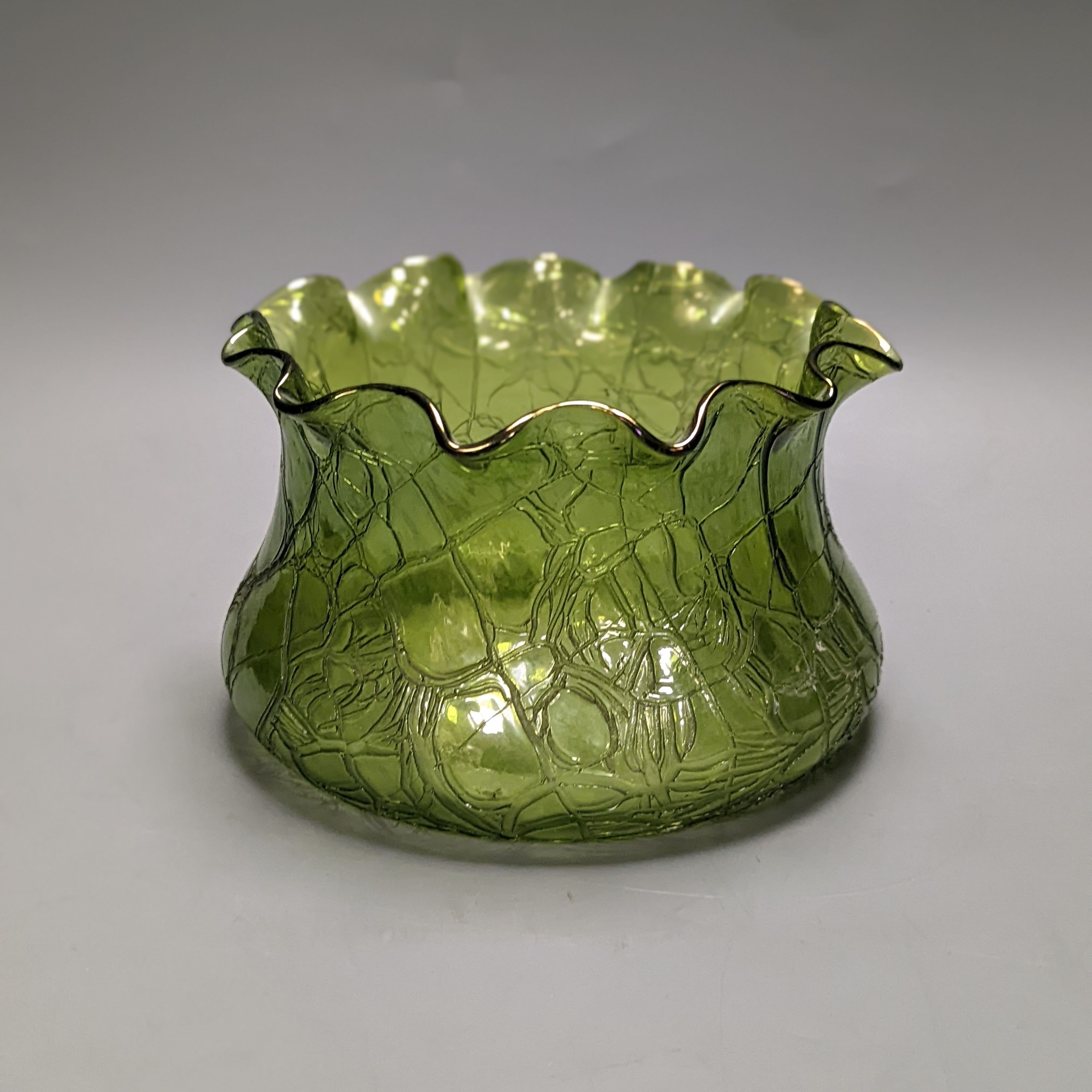 A Loetz type green crackle glass bowl 19cm